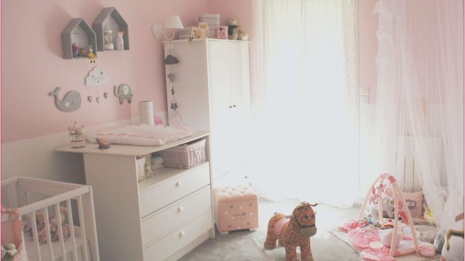 Sticker-chambre-bebe-2.jpg
