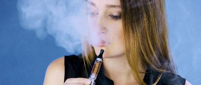 femme-qui-vapote-7.jpg